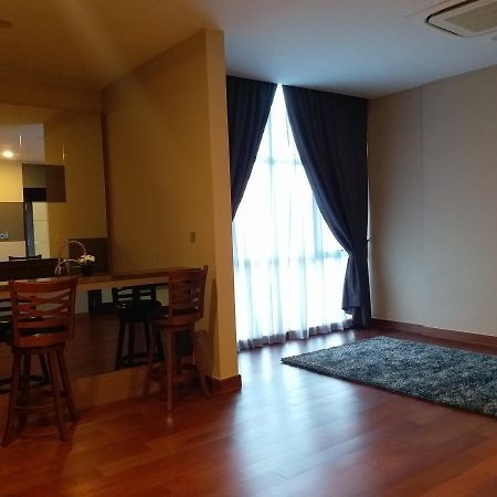 Jb City Paragon Serviced Apartment Johor Bahru Exterior foto