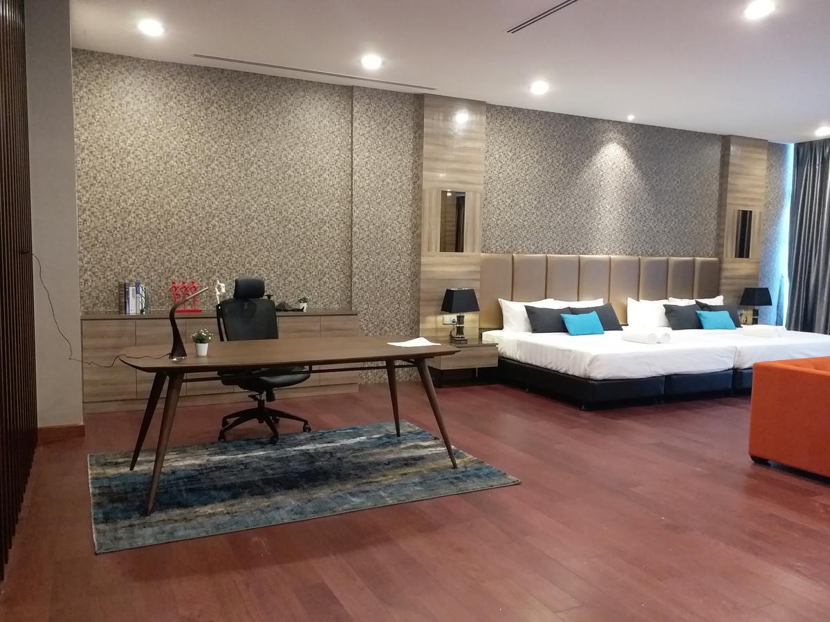 Jb City Paragon Serviced Apartment Johor Bahru Exterior foto