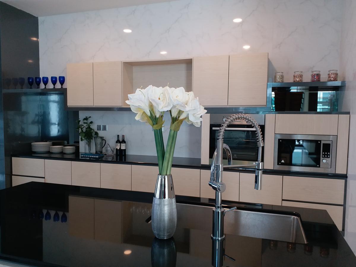 Jb City Paragon Serviced Apartment Johor Bahru Exterior foto